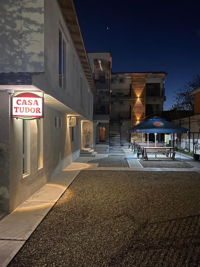 Casa Tudor Костинешти Экстерьер фото